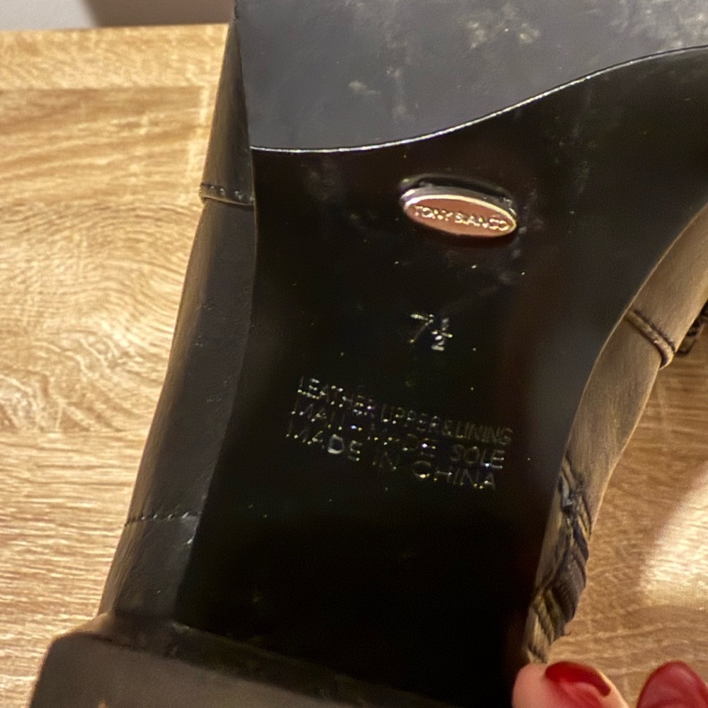 Black pointed bootie - Picture 5 of 6